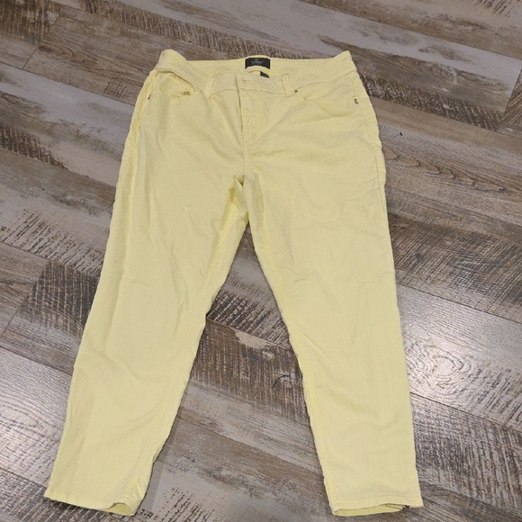 Chico's Yellow Women's Pants - Picture 1 of 6